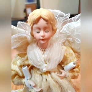 Vintage Angel Lighted Christmas Tree Topper Porcelain Head *Needs New Bulbs